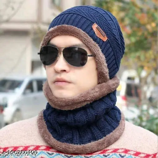 Stylish woolen cap set with fur inside, protects children from winter. One size, combo pack for boys and girls