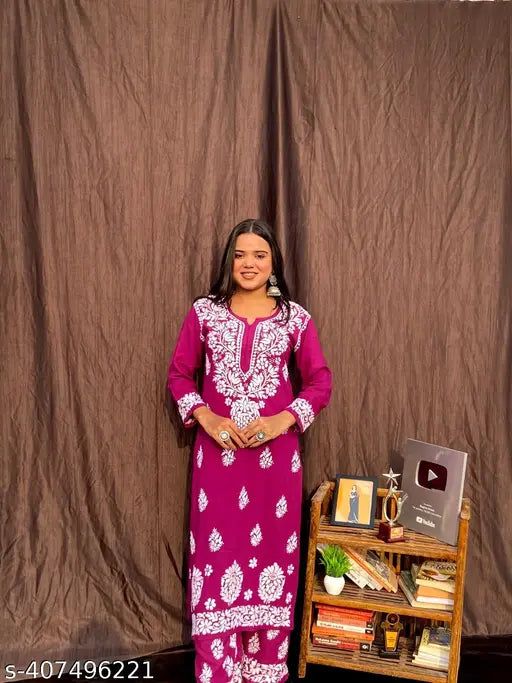 Rayon embroidered kurta with palazzo, printed net pattern, three-quarter sleeves. New Indian fashion for women's outfit set (M-6XL)