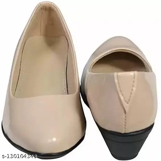 Synthetic leather girls' casual bellies, solid design in sizes IND-3 to IND-8, Indian origin