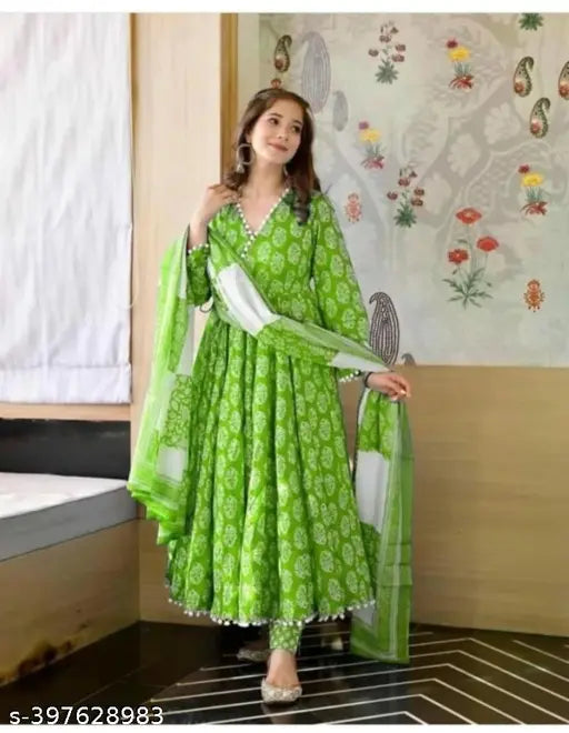Printed rayon Anarkali suit, pompom border, 3-piece set (M/L/XL/XXL), hand-washable Indian craft