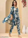 Green cotton Pimu night suit for women, printed net design on regular pyjamas
