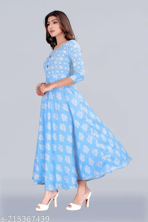 Magic Slub Cotton Three-Quarter Sleeve Flared Kurti, silver foil print on cotton blend, winter fashion