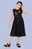 Angry Birds party dress for girls, self-designed net fabric, rayon material, short sleeves, below knee length, suitable for 9-15 years old