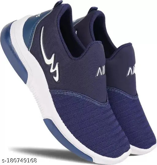 Blue and white slip-on casual shoes with light cushioning, breathable material, suitable for walking, running and outdoor activities