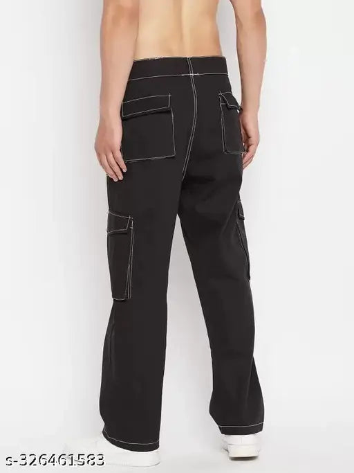 Denim baggy jeans for men, solid color, high rise, skinny fit, tapered leg, zipper fly and button closure. Comfortable cotton-stretch fabric, distressed detailing, mid-rise waist. Sizes: 26, 28, 30. Origin: India