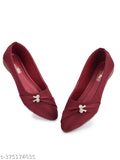 Synthetic pointed bellies for women, casual and versatile ballerinas by Urban Twin - ideal for college or evening wear