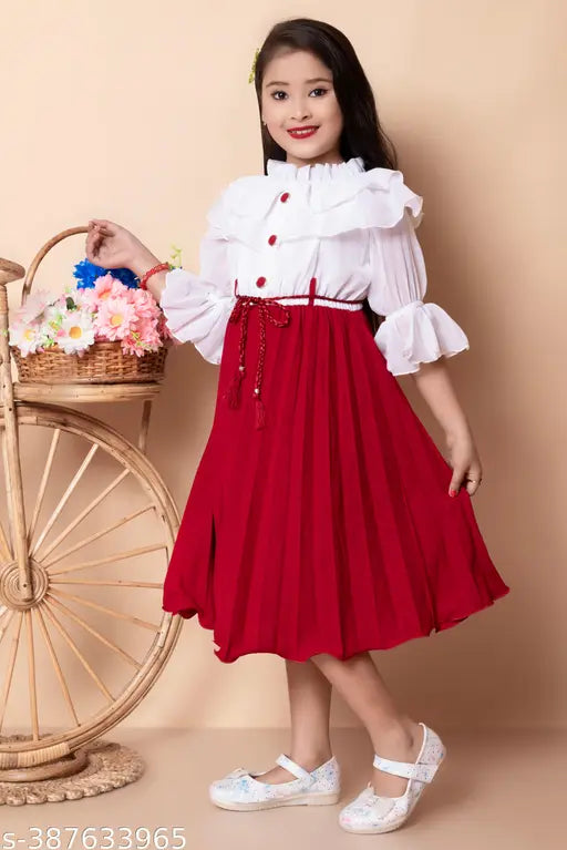 Crepe party dress for girls, solid color and three-quarter sleeves, vibrant children's fashion from India