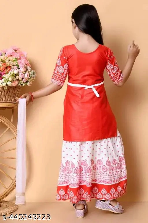 Rayon Pretty Elegant Girls Top & Bottom Set with Dupatta, printed three-quarter sleeve tops and skirt bottoms for children aged 2-10 years, Indian fashion