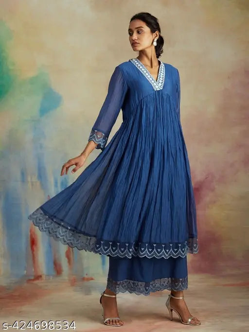 Viscose silk kurta dupatta set, solid net embroidered silk bottomwear in three-quarter sleeves, India-origin Indian fashion wear for women (S: 36m, 14m, 32m, 44m; M: 38in, 14.5in, 34in, 44in; L: 40in, 14in, 36in, 44in; XL: 42in, 15.5in, 38in, 44in; XXL: 44in, 16in, 40in, 44in)