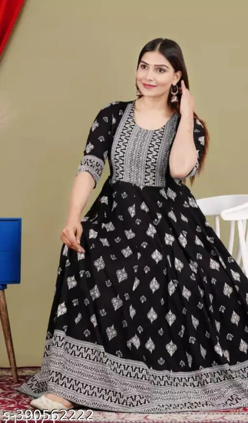 Black rayon three-quarter sleeve top with printed combo, black arjun on display