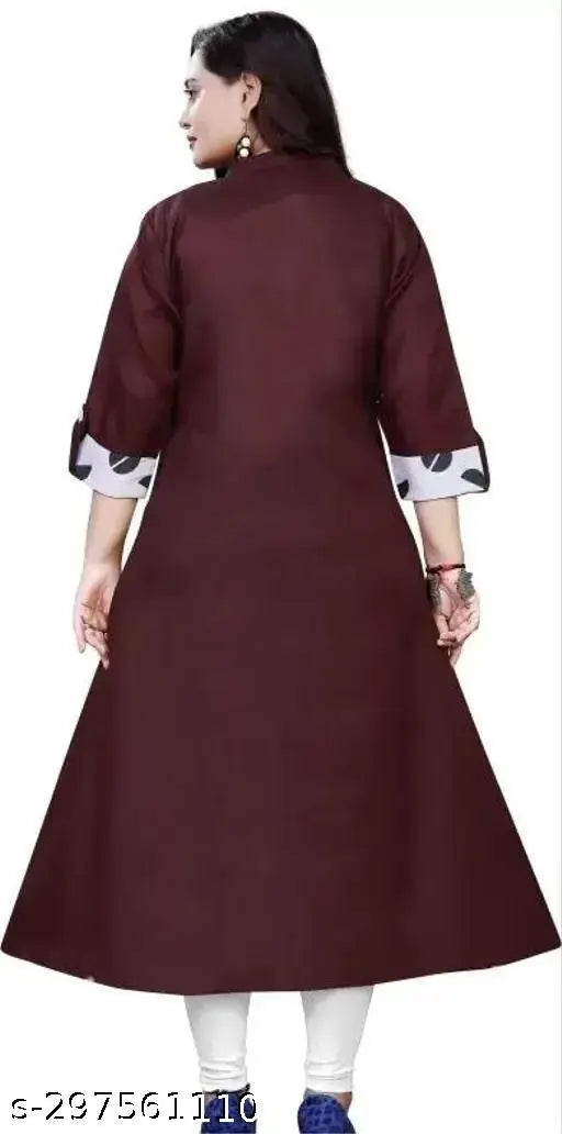 Cotton selfi kurti, three-quarter sleeves, solid color. Single sizes: S (36in bust, 42in length), L (40in bust, 45in length). Indian traditional fashion wear for women