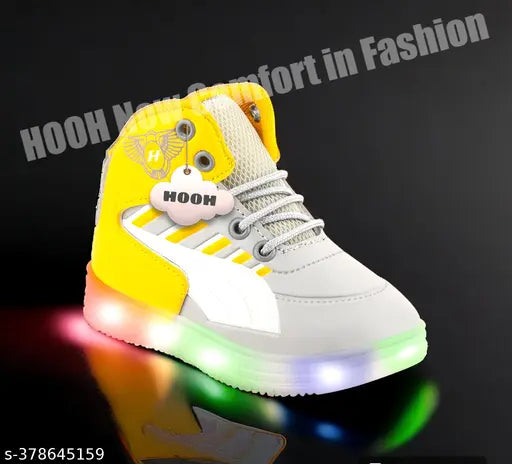 Children's light-up shoes with yellow and grey design, black laces