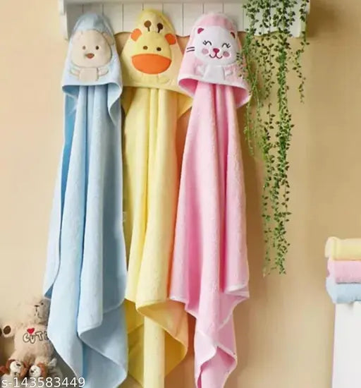 Soft cotton baby blanket set, eco-friendly colors for all-season use on babies 0-6 months. Unisex, multipurpose, free size (30x24 in), made in India