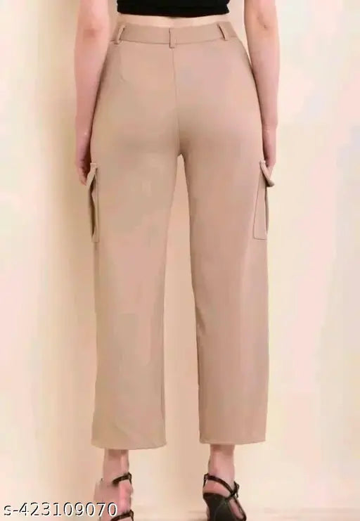 Khaki cropped pants, elastic waistband, pocket on side