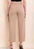 Khaki cropped pants, elastic waistband, pocket on side
