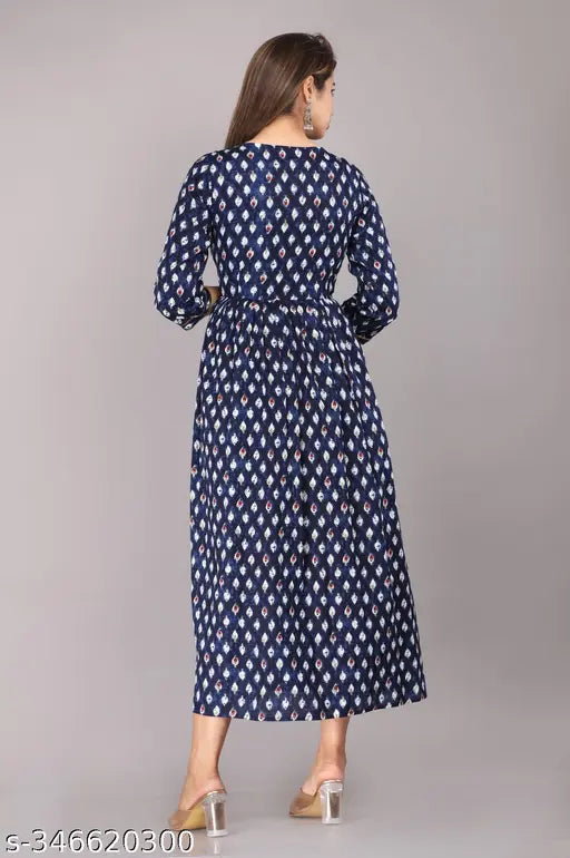 Rayon slub, three-quarter sleeve printed combo kurta. Ethnic wear for casual and office. Best with bright leggings and chunky accessories