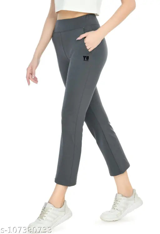 Stretchy polyester women's pants, solid net style. Fits size 36 (waist 36in, length 40in). Made in India