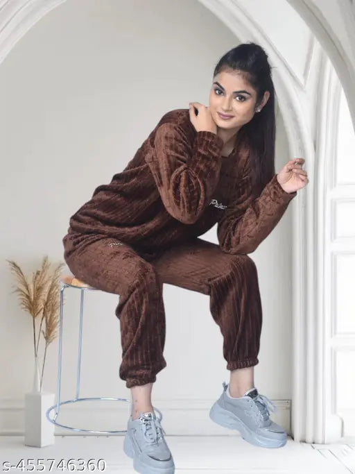 Luxurious wool night suit, soft & breathable, relaxed fit for comfortable sleep or lounge, available in M, L, XL, handcrafted in India