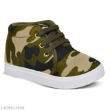 Army green camouflage kids running shoes, velcro closure