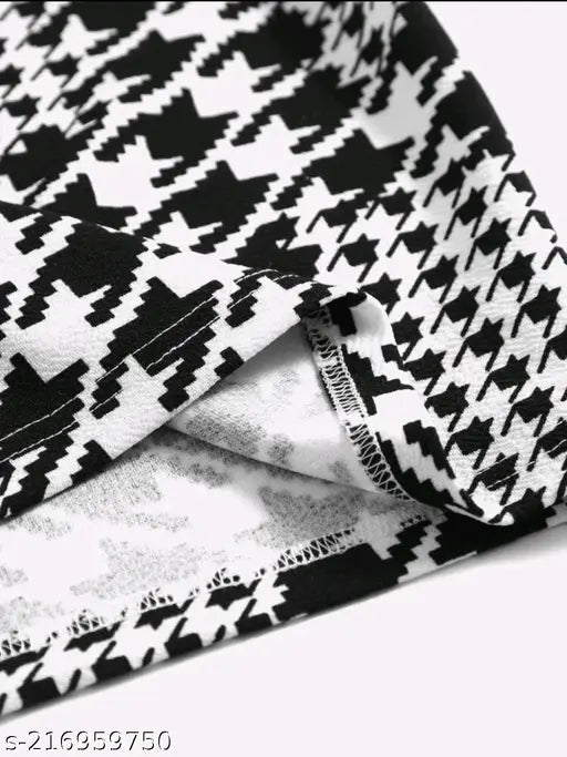 Elegant polycotton women's western printed net skirt with animal print, new arrival, bollywood style. Size 26, 28in waist, 28in length