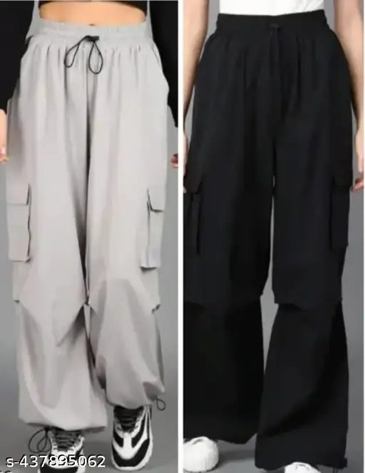 Black cotton cargo pants, side pockets, relaxed fit