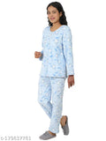 Sky Blue Pollo Loco Women's Light Weight Winter All-Over Heart Print Pyjamas Set - Wool fabric, unique style, comfortable lounge sleepwear