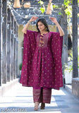 Rayon kaftan and pant set, printed pattern, short sleeves, trendy Indian fashion for women