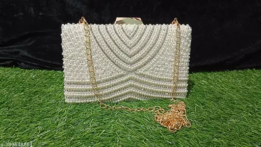 Pearl clutch purse for women, embellished with rhinestones