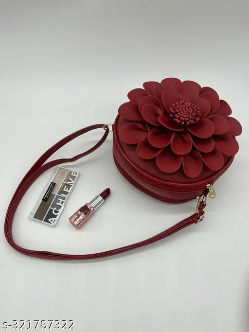 Small, leather crossbody bag with adjustable double zipper