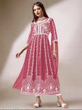 Cross-dyed Georgette, embroidered Chikankari three-quarter sleeve kurti, India origin