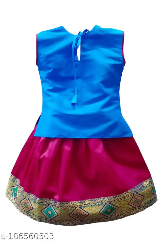 Girls traditional silk cotton lehenga choli set with gift, sleeveless, embroidered, solid colored, ready-to-wear children's festive outfit (India)