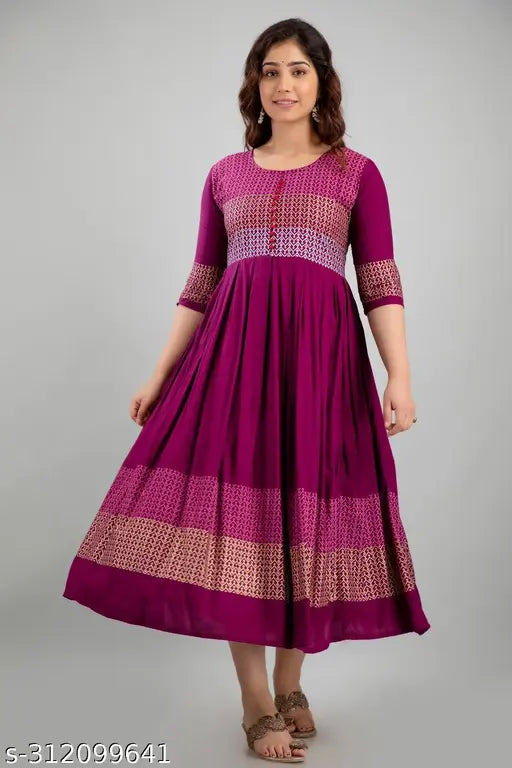 Women's rayon printed Aaradhya Anarkali Kurta, three-quarter sleeves, flared hemline, casual ethnic wear, checkered print, Indian fabric, versatile styling options