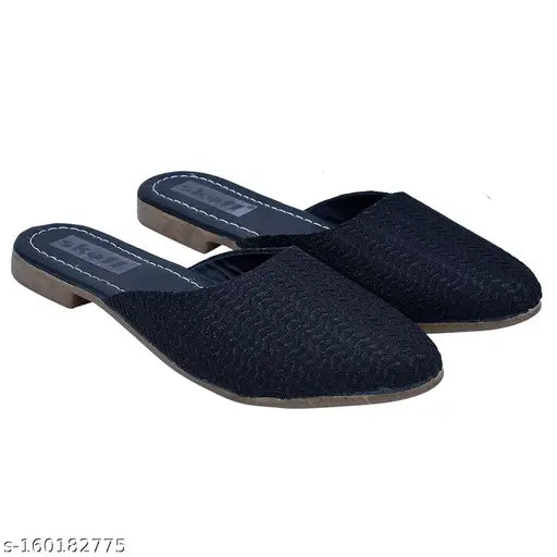 Ethnic stylish step flats for women, black with brown sole