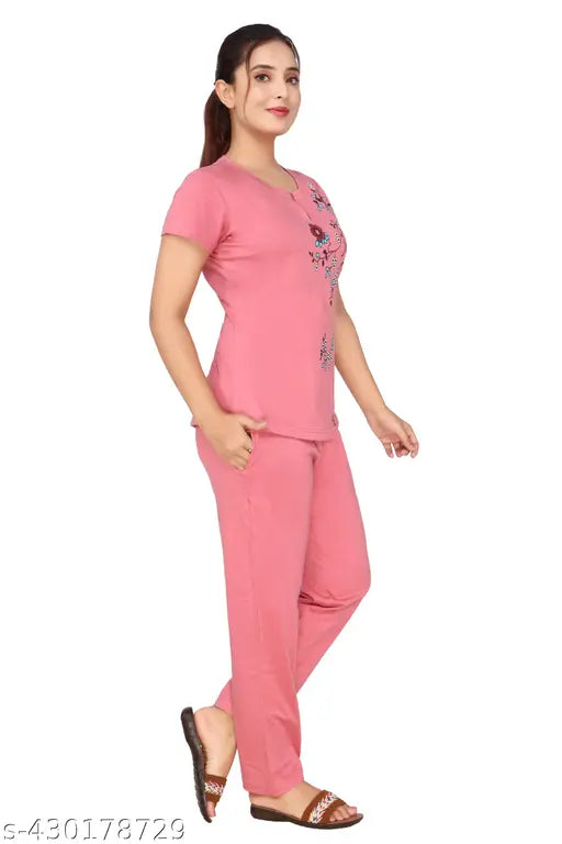 Cotton blend floral printed women's nightsuits, perfect for casual summer wear