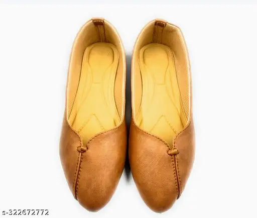 Synthetic leather slip-on ballerinas, versatile design for women's casual wear. Indian origin from MP TRADRES