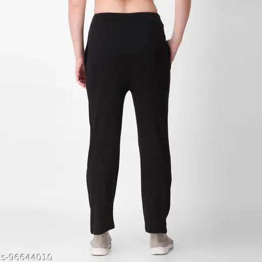 Women's two-piece sweatpants set, black jogger pants and matching sweatshirt