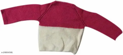 Handmade wool sweater set for newborns, featuring long sleeves and cap. Solid pattern. Made in India