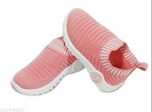 Pink knit fabric running shoes, kids casual sneakers for boys and girls, age range from 1 to 5 years old