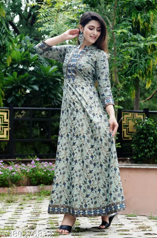 Women's rayon Anarkali kurta, three-quarter sleeves, printed combo in vibrant Indian style
