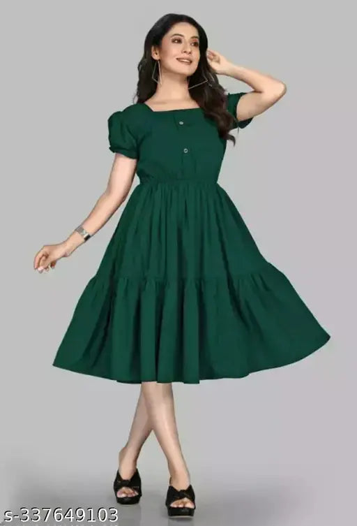 Green rayon women's casual dress with flared skirt
