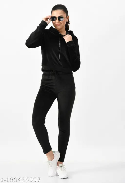 Velvet sweatshirt and bottoms set for women and girls, solid color, sizes S-XL, made in India
