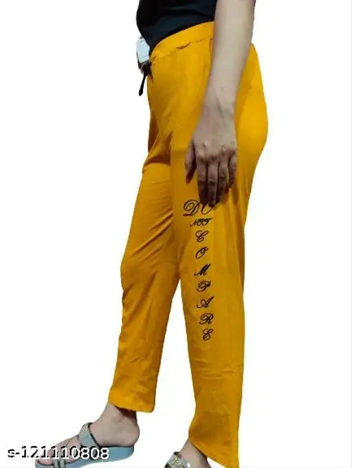 Yellow cotton pajamas for women's daily wear, loose-fitting and comfortable for sleepwear or casual summer nights
