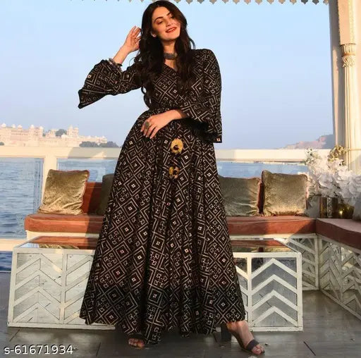 Wool printed petite dress with three-quarter sleeves, perfect for any occasion, India origin