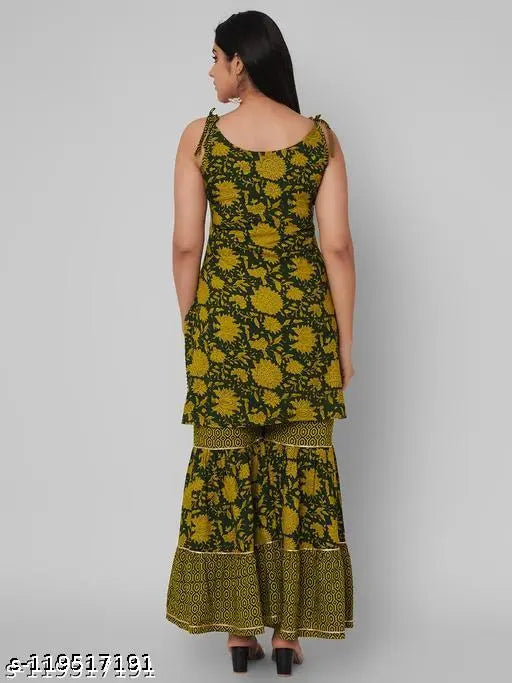 Green patterned kurta set with ruffled bottoms
