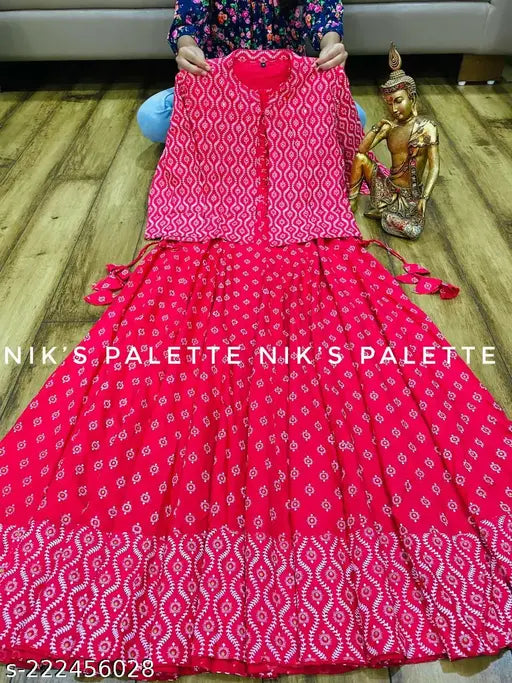 Plus-sized Jaipuri cotton anarkali long kurta with jacket, vibrant print design, three-quarter sleeves