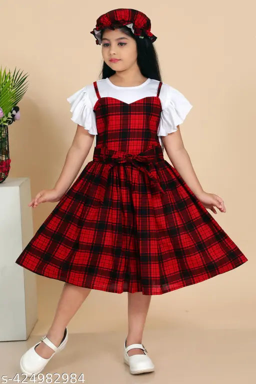 Cotton girl's dress in floral pattern, knee length, with matching fabric hat