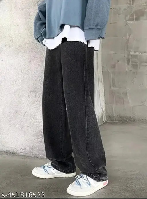 Grey sweatpants with white drawstrings