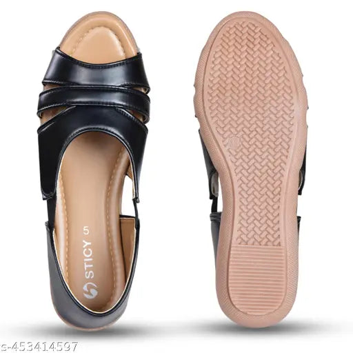 Black and tan open-toe slip-on flats, casual wear ballerinas