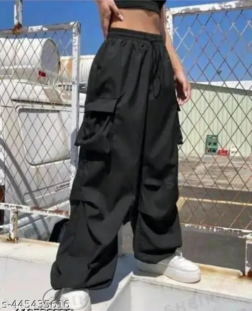 Black cotton high-waisted women's baggy trousers