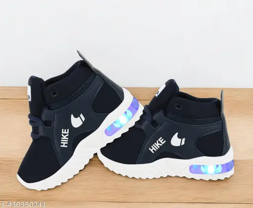 Navy blue Nike DXL sneakers with LED lights and Velcro straps. Lightweight shoes suitable for both outdoor and indoor activities